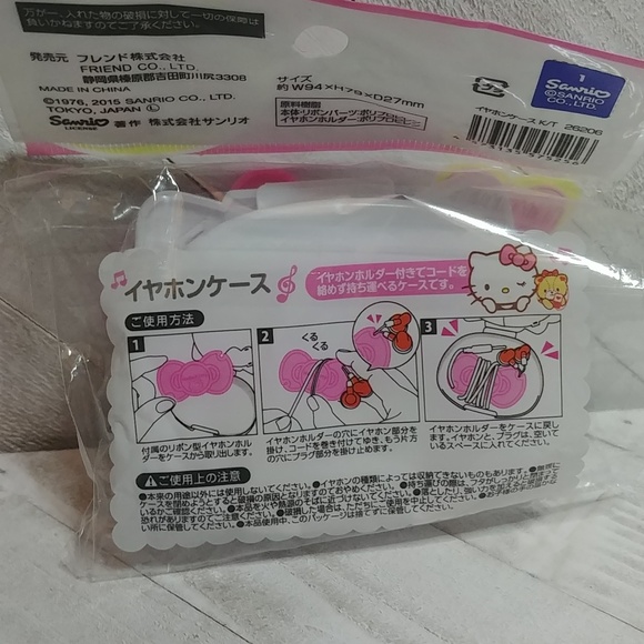 NEW Hello Kitty Sanrio Japan Earphone Accessories Case - Picture 4 of 4